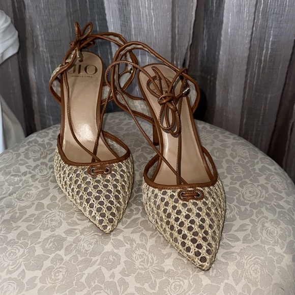 Stilleto point toe heels - Picture 2 of 3